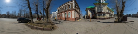 Памятник деревянной архитектуры на ул. Пушкина. Фотография.